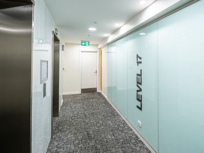 1701 / 10 Balfours Way, Adelaide