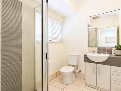 12 Chystanthus Street, Trinity Park