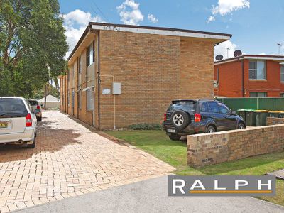 5 / 2 Holland Place, Lakemba