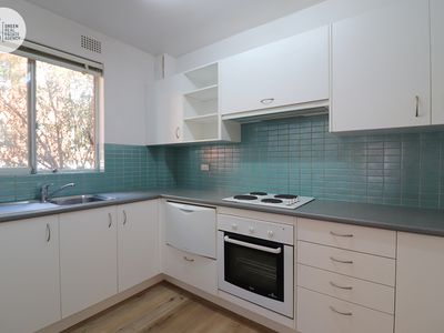 9 / 37 Meadow Crescent, Meadowbank