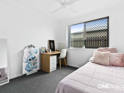 32 Saltair Drive, Eli Waters