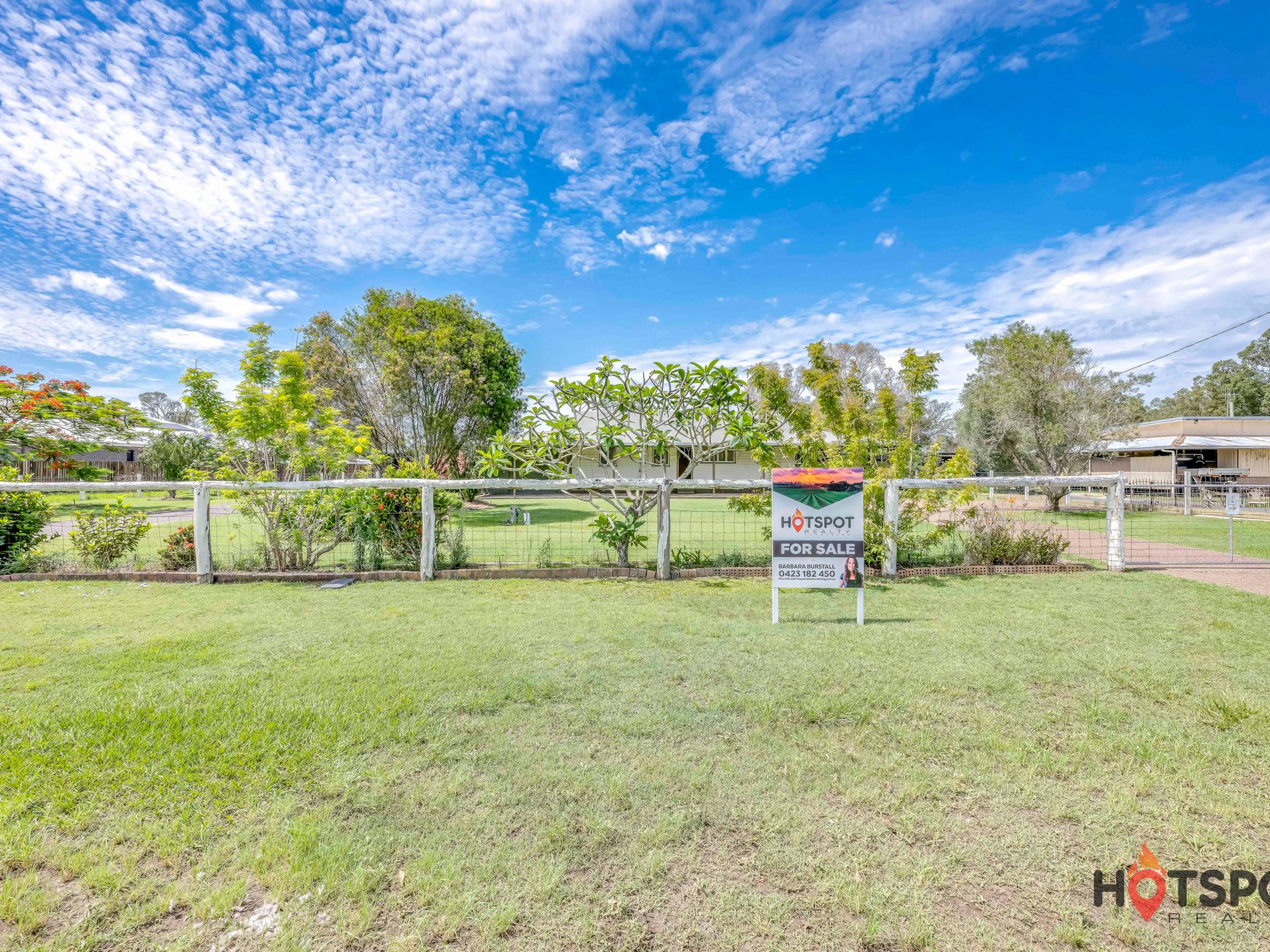 19C Low Street, Kensington