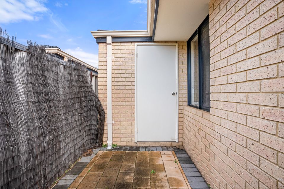 15 / 5 SAINTE MAXIME AVENUE, Port Kennedy