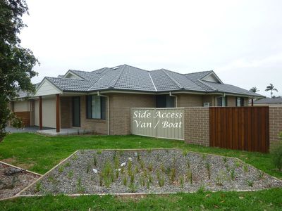 3 / 1A Cedar Grove, Forster