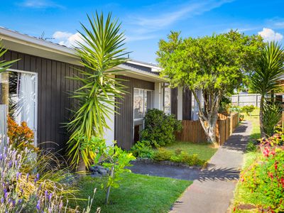 4/109A Te Atatu Road, Te Atatu South