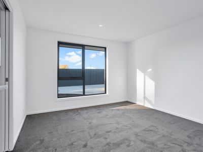 2 / 18 Liffey St, Carrick