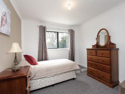 586 Great Eastern Highway, Darlington