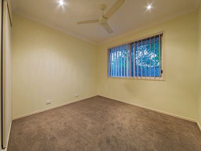 27/15 Epala Street, Carina