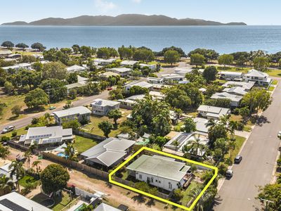 15 Brisk Street, Rowes Bay