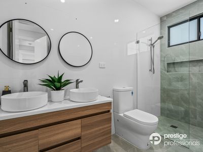 4 / 40 Bungarra Crescent, Chipping Norton