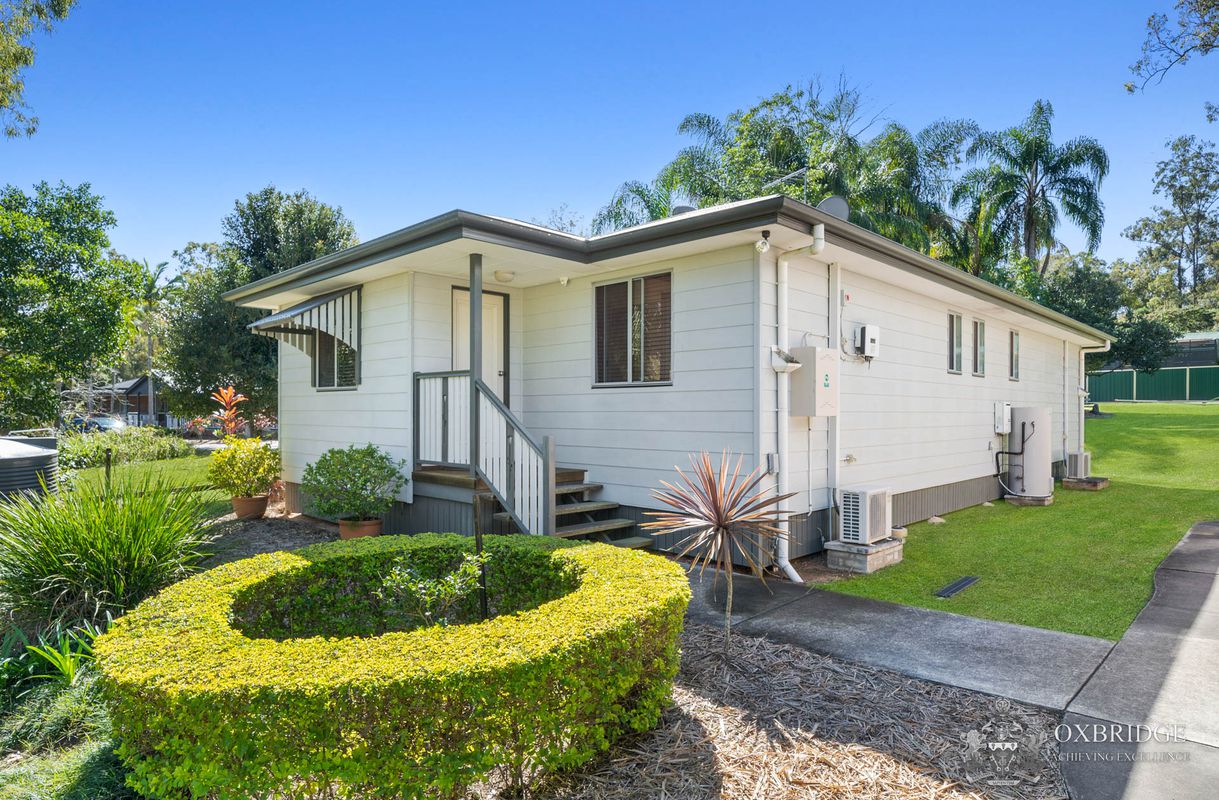 6367 Kensington Drive, Munruben Oxbridge Global Real Estate, Finance