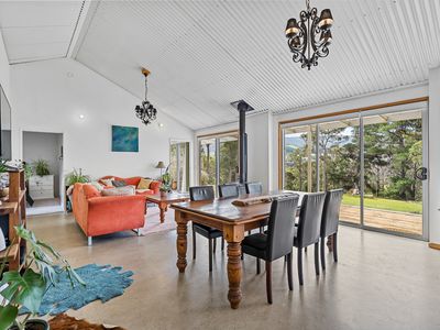 15 Pine Lodge Road, Glen Huon