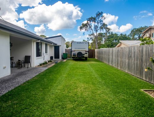 New Price - Outstanding Old Tewantin Opportunity image 5