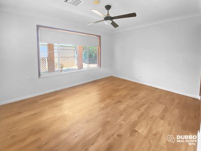 48 Chifley Drive, Dubbo