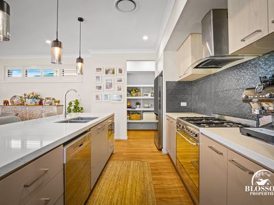 12 Loudon Parade, Marsden Park