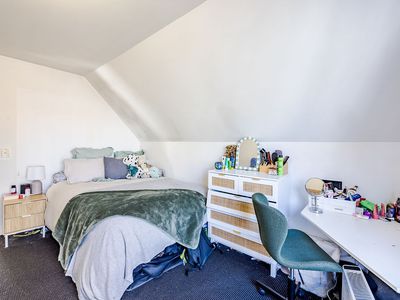 9/598 Castle Street, Dunedin Central