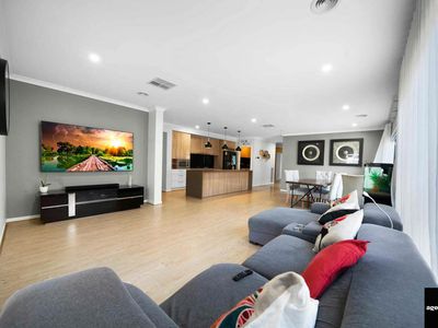 38 Wedgebill Circuit, Werribee