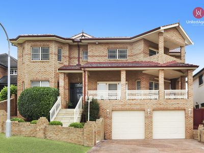 44 Richard Crescent, Cecil Hills