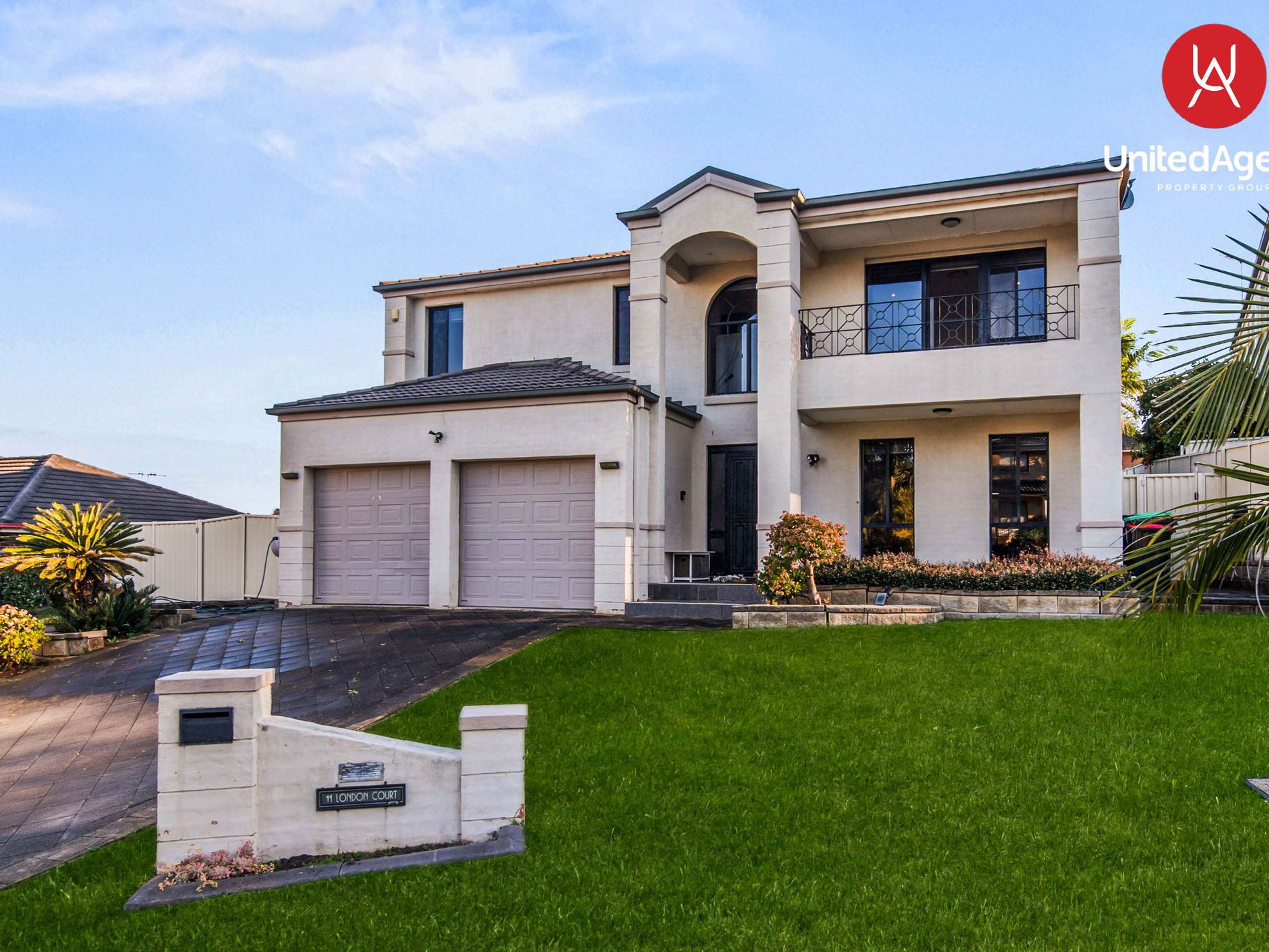 11 London Court, Cecil Hills