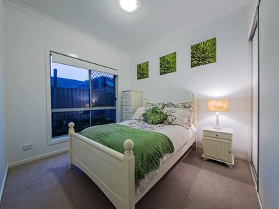 35 Feathertail Pl, Wakerley