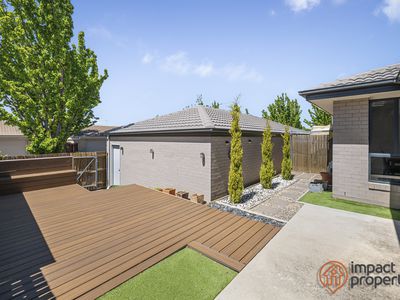 100 Mabo Boulevard, Bonner