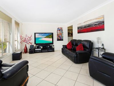 4 Holroyd Street, Albion Park