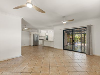 9 Leichhardt Place, Broome