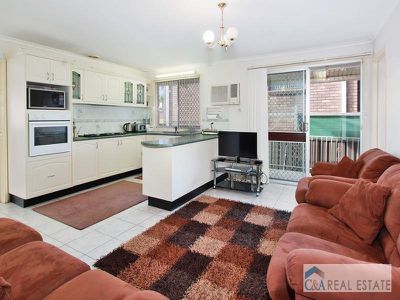 77 Cowley Cres, Prospect