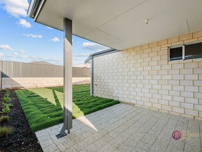 4 Ballyronan Road, Maddington