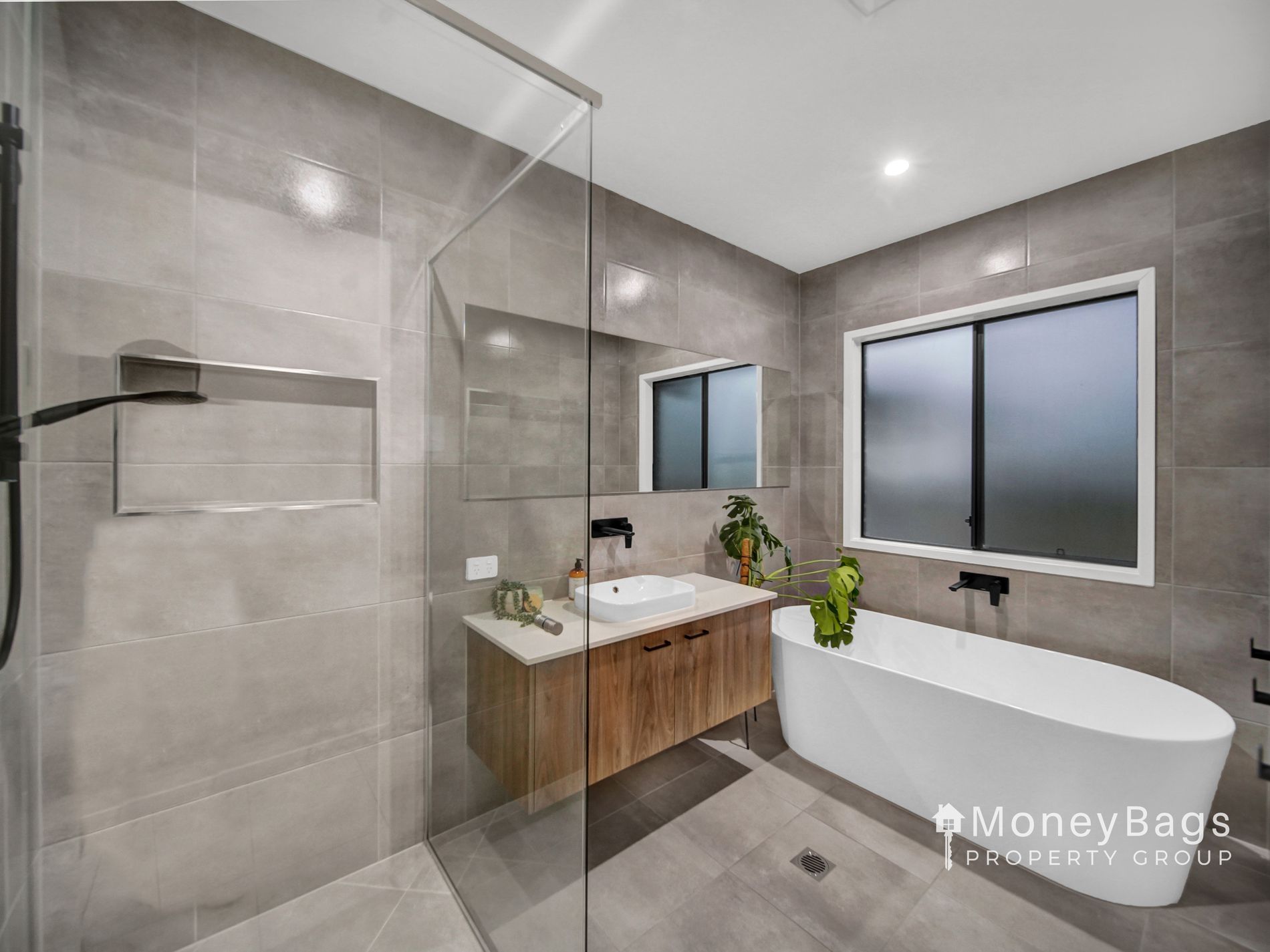 13-17 Winx Court, Riverbend