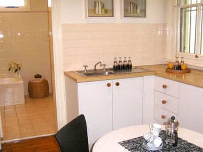 2 / 280 Bridge Road, Forest Lodge