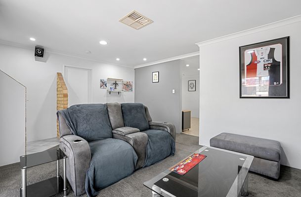 10 Muir Close, Waikiki