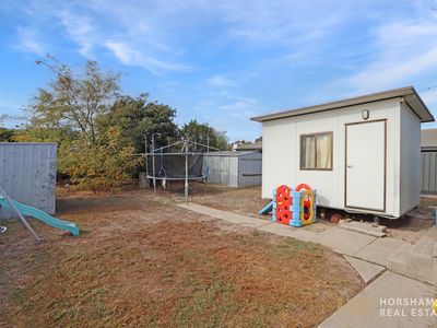 6 Elizabeth Street, Horsham