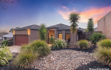 95 Fieldstone Boulevard, Beaconsfield