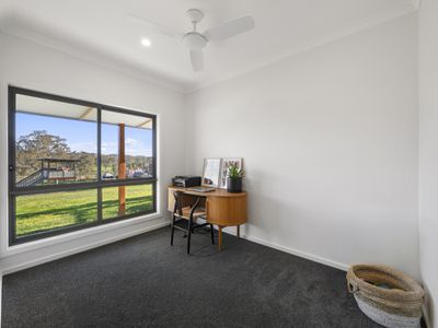 24 Hollams Road, Mansfield
