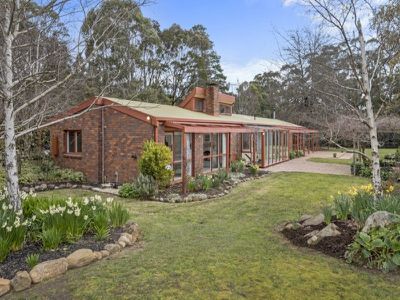 9 CLARKE STREET, Mount Macedon