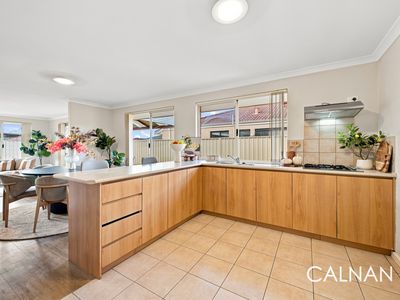 5 Hazlett Way, Canning Vale