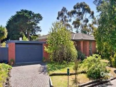2 Yarrow Court, Berwick