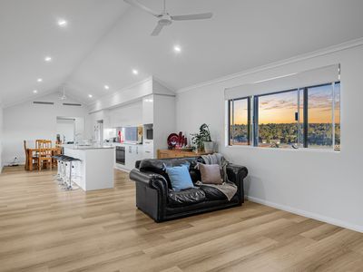 254 Guernsey Rise, Chittering