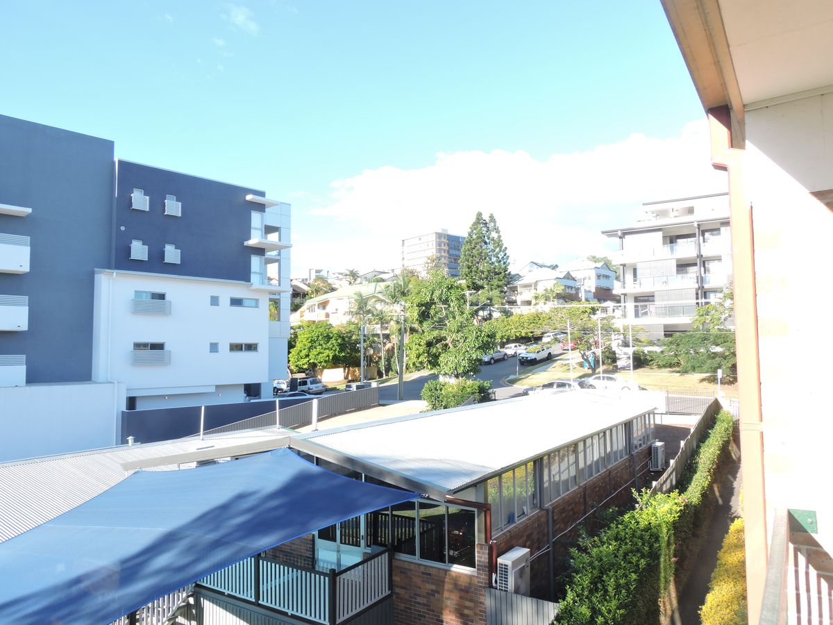 8 / 33 York Street, Indooroopilly