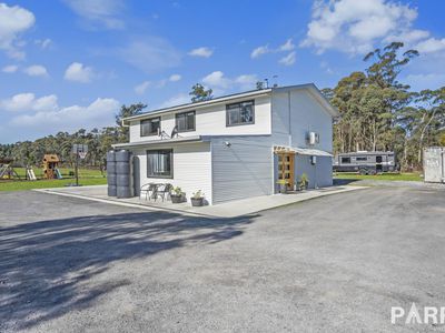 249 Rookery Road, Loira