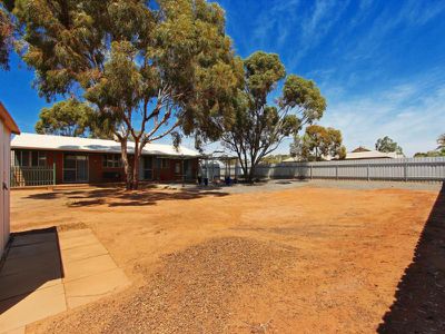 24 Azamor Drive, Boulder