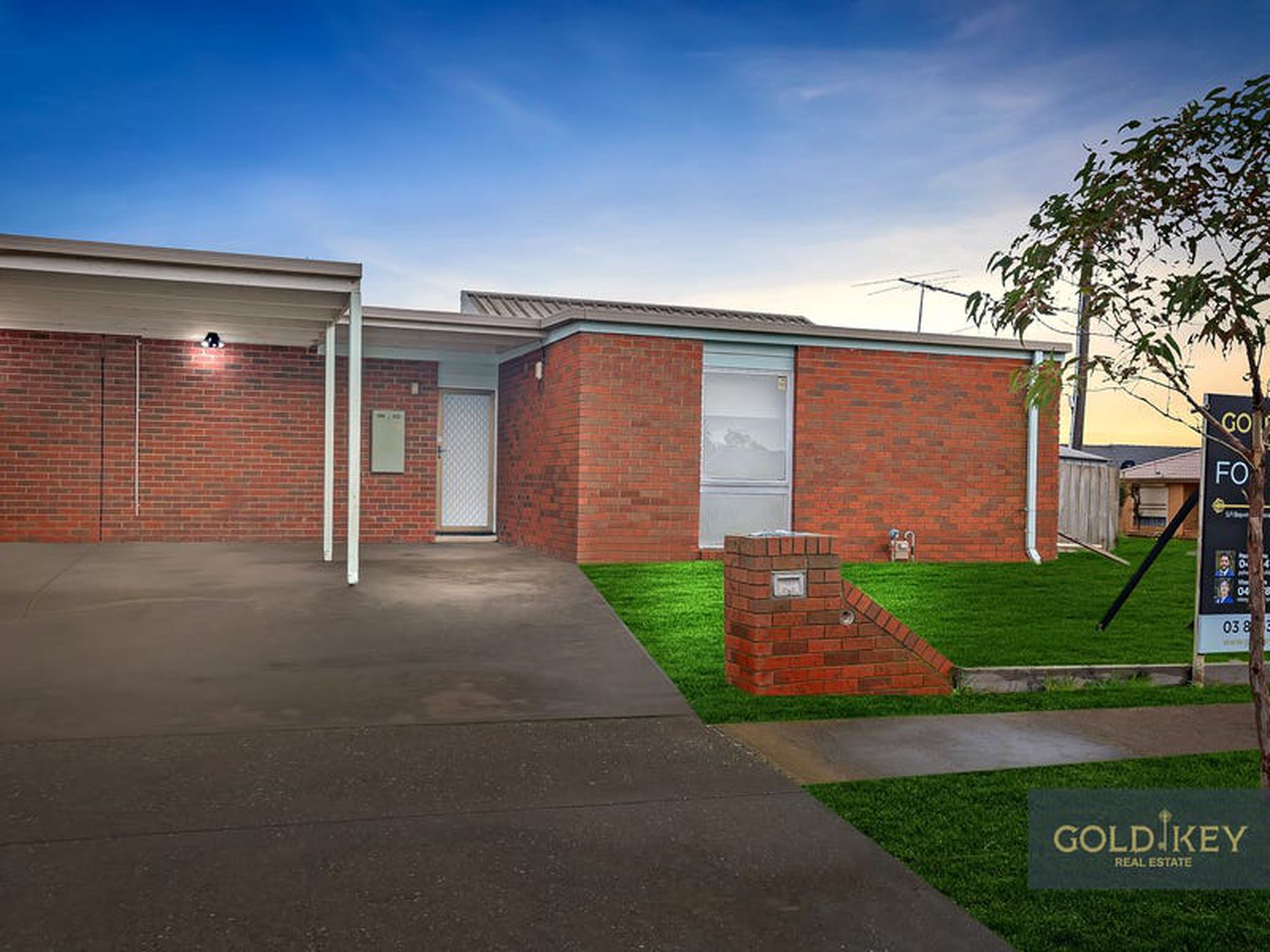 5 / 1 Bayview Crescent , Hoppers Crossing
