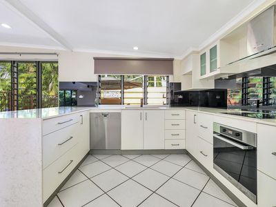 6 Sundew Court, Karama