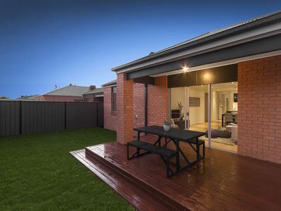 16 Appaloosa Grove, Clyde North