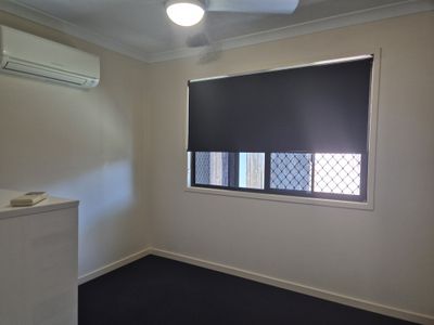 1 / 7 Maranark Avenue, Glenella