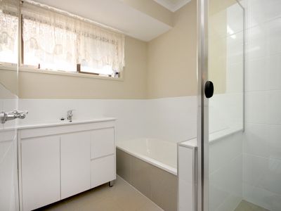 27 Warner Street, Raceview