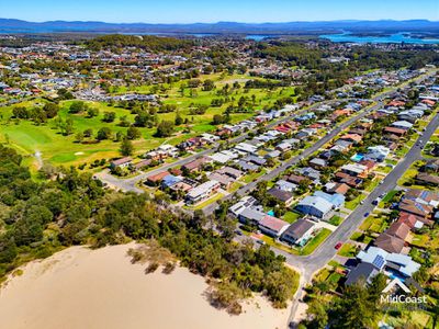 5 Surfriders Promenade, Forster