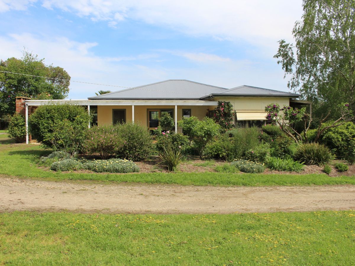110 Rowlands Road, Barwon Downs Condie & Co Real Estate