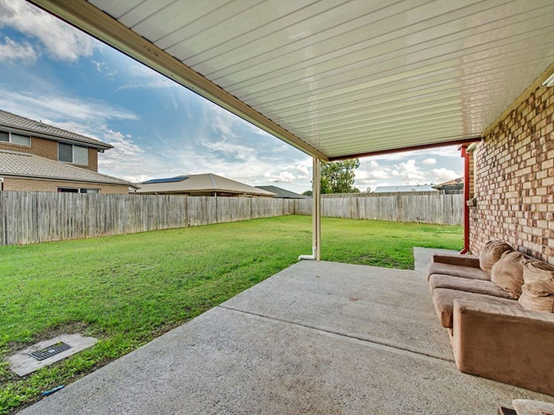 11 Locke Place, Goodna